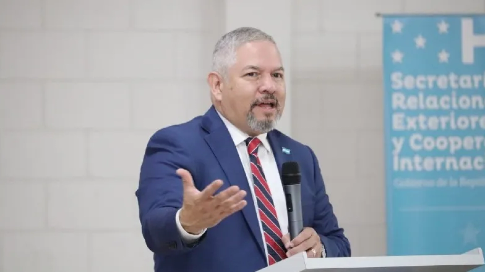 Cancillería no reconoce a Daniel Sibrián como Fiscal del MP