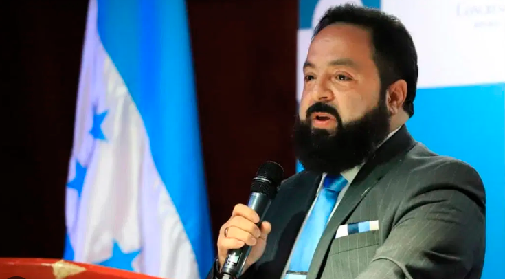 Diputado Luis Redondo viajará a Rusia, China y EEUU