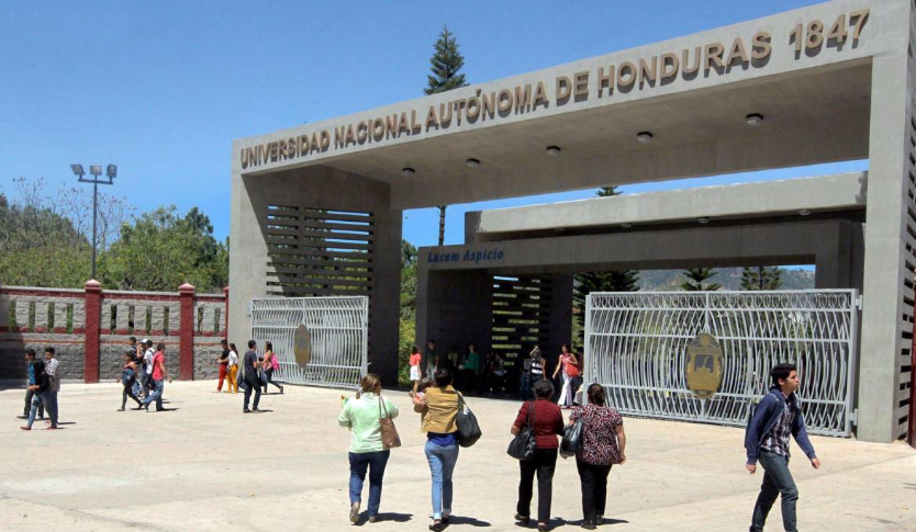 UNAH firma Carta de Entendimiento con la República Popular China