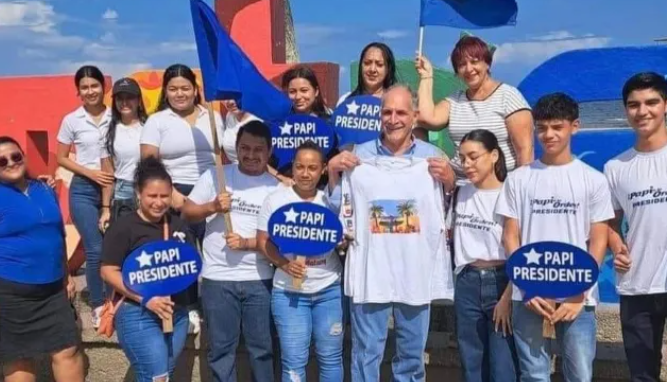 “Papi” comienza su gira política en busca de la presidencia del país
