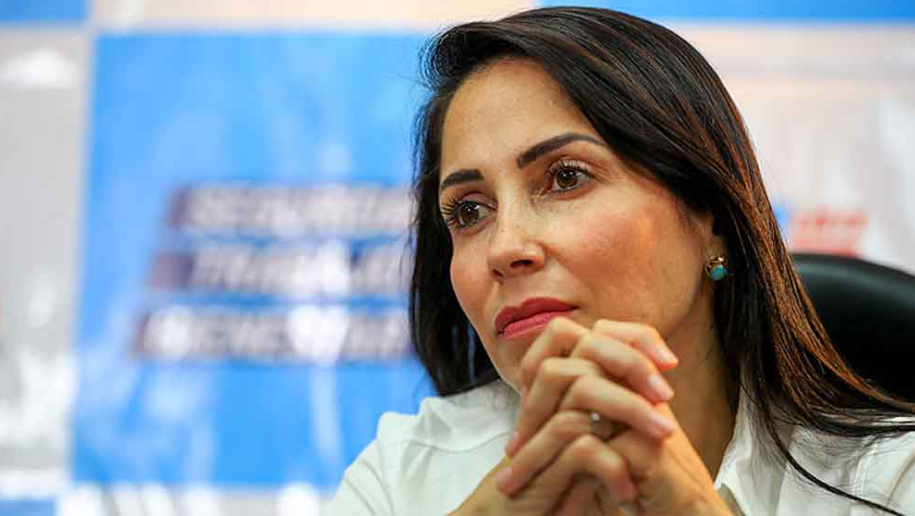 Candidata presidencial en Ecuador confirma alerta de atentado