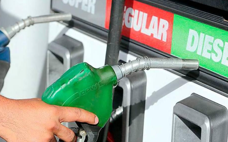 Septiembre inicia con aumentos en el precio de los combustibles