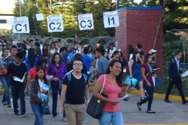 Un total de 17 mil 618 jóvenes realizarán prueba de admisión en la UNAH