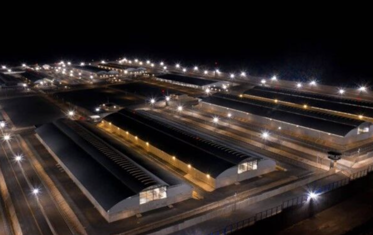 Cuatro traficantes de personas reciben penas de hasta 120 años de prisión en El Salvador