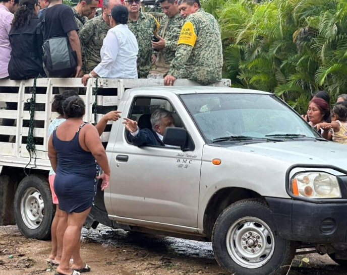 La fallida visita de AMLO a los damnificados por el huracán ‘Otis’