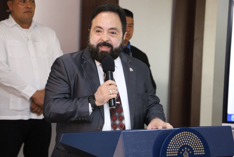 Diputado Luis Redondo: “Moscú pagó los pasajes”