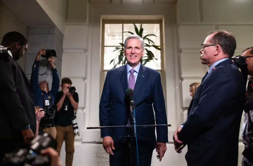 Kevin McCarthy fue destituido como presidente de la Cámara de Representantes en EEUU