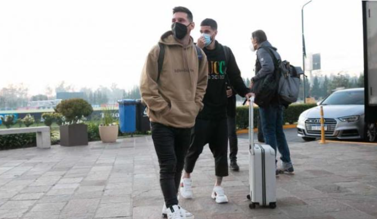 Messi llega a Argentina para disputar partidos contra Paraguay y Perú
