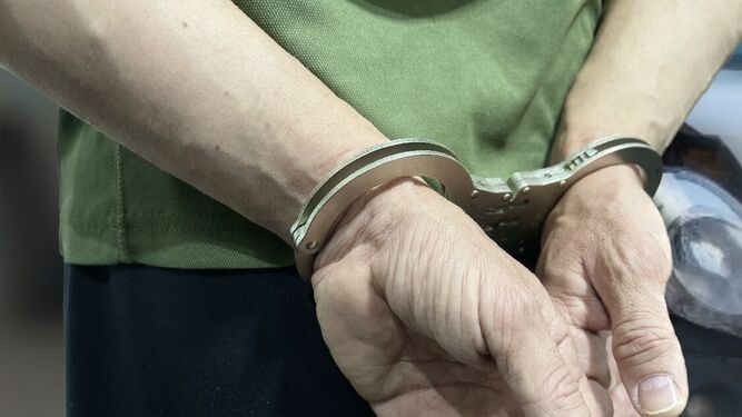 Detienen a dos sujetos por el delito de tráfico de drogas y tenencia ilegal arma de fuego de uso prohibido