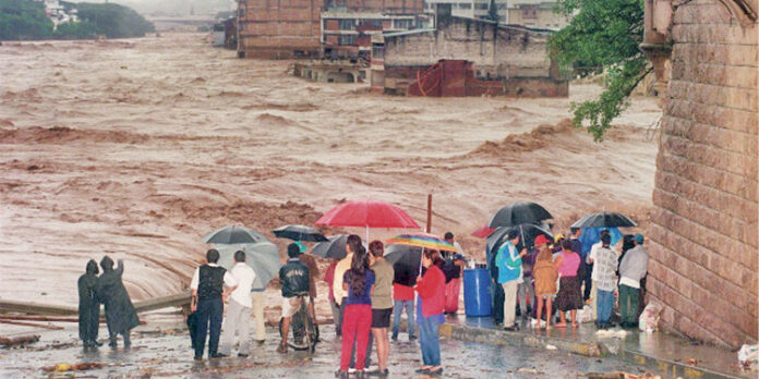 Centroamérica, más vulnerable 25 años después de Mitch