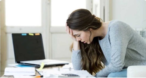 Entró en vigencia en Colombia la ley ‘dejen de fregar’: ya no podrán llamar a cobrarle o a ofrecerle productos y servicios los domingos y festivos