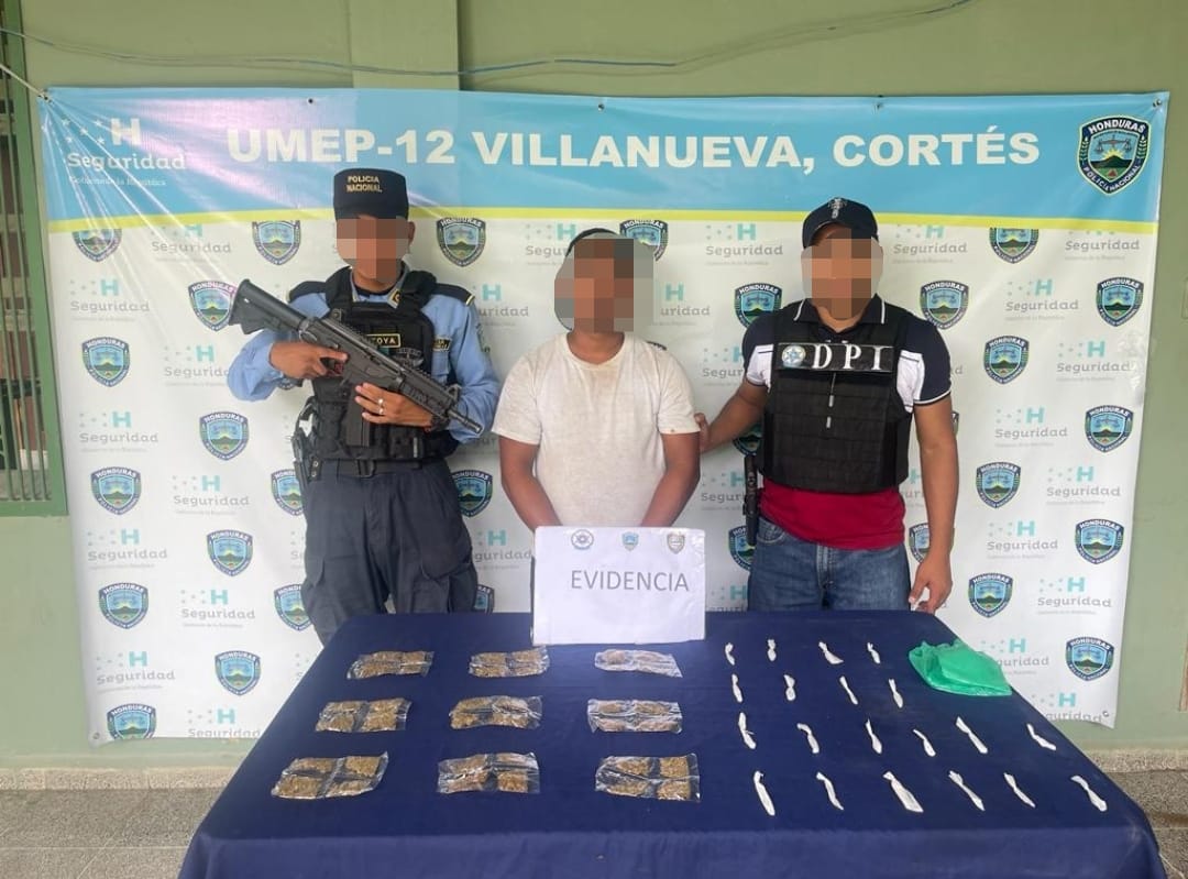 Policía Nacional arresta a ciudadano por el delito de tráfico de drogas en Villanueva, Cortés