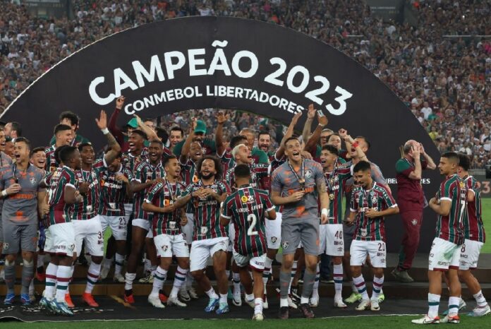 2-1. Fluminense alza su primera Libertadores al vencer a Boca en la prórroga de la final