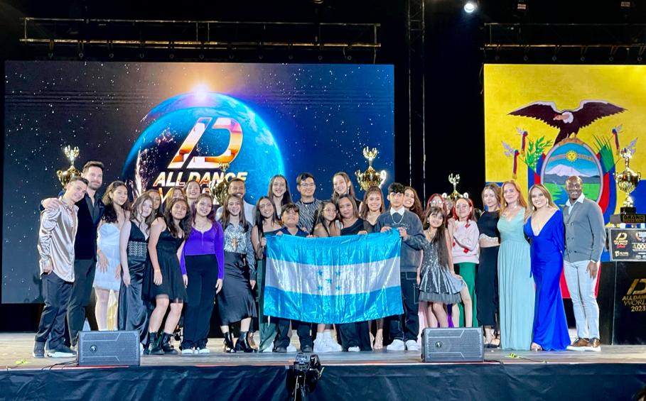 Urbalet Dance Academy gana Mundial de Danza para Honduras Urbalet Dance Academy gana Mundial de Danza para Honduras