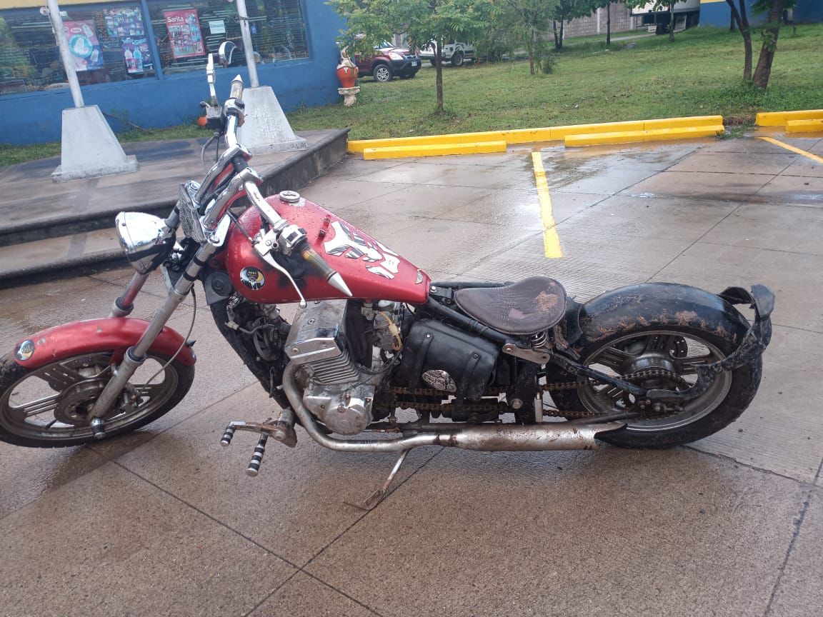 Recuperan una motocicleta con reporte de robo en Comayagua