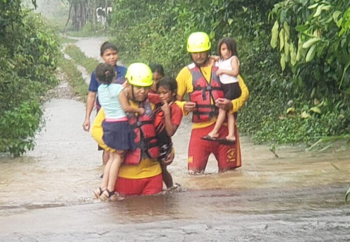 Cuña de alta presión deja lluvias en país