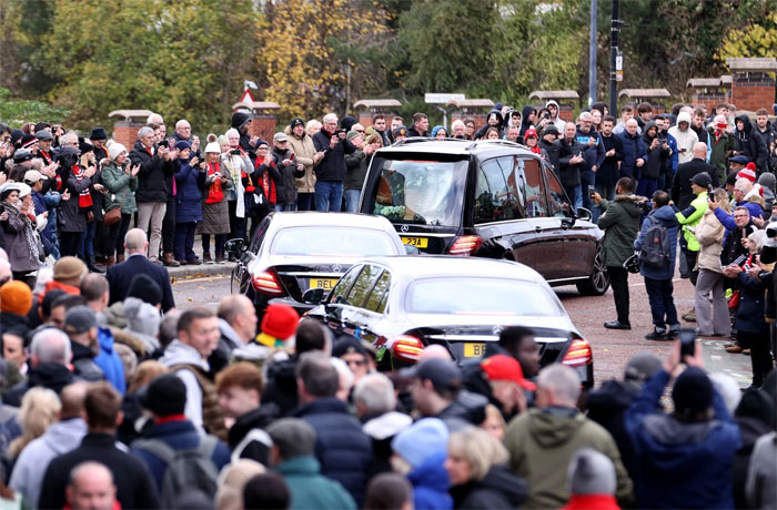 Mánchester despidió a Bobby Charlton en su funeral