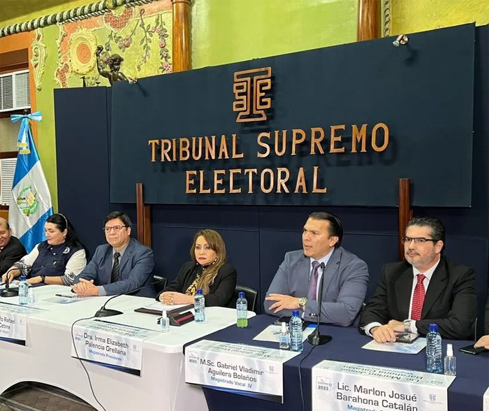 El Tribunal electoral de Guatemala suspende el partido del presidente electo