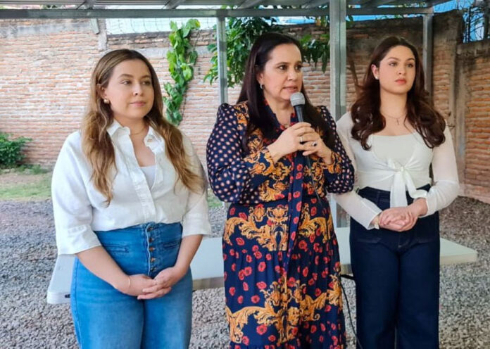 Ana García de Hernández anuncia precandidatura presidencial por el Partido Nacional Ana García de Hernández anuncia precandidatura presidencial por el Partido Nacional