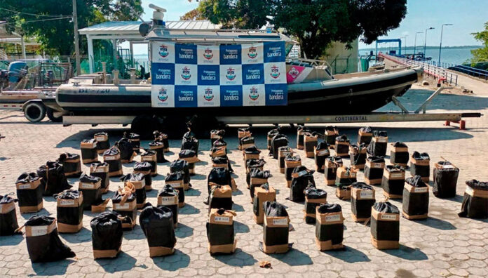 Colombia incauta otra embarcación con 1.3 toneladas de cocaína con destino a Centroamérica