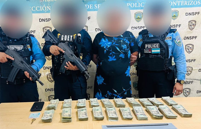 Mujer es capturada en posesión de 40 mil dólares en Choluteca