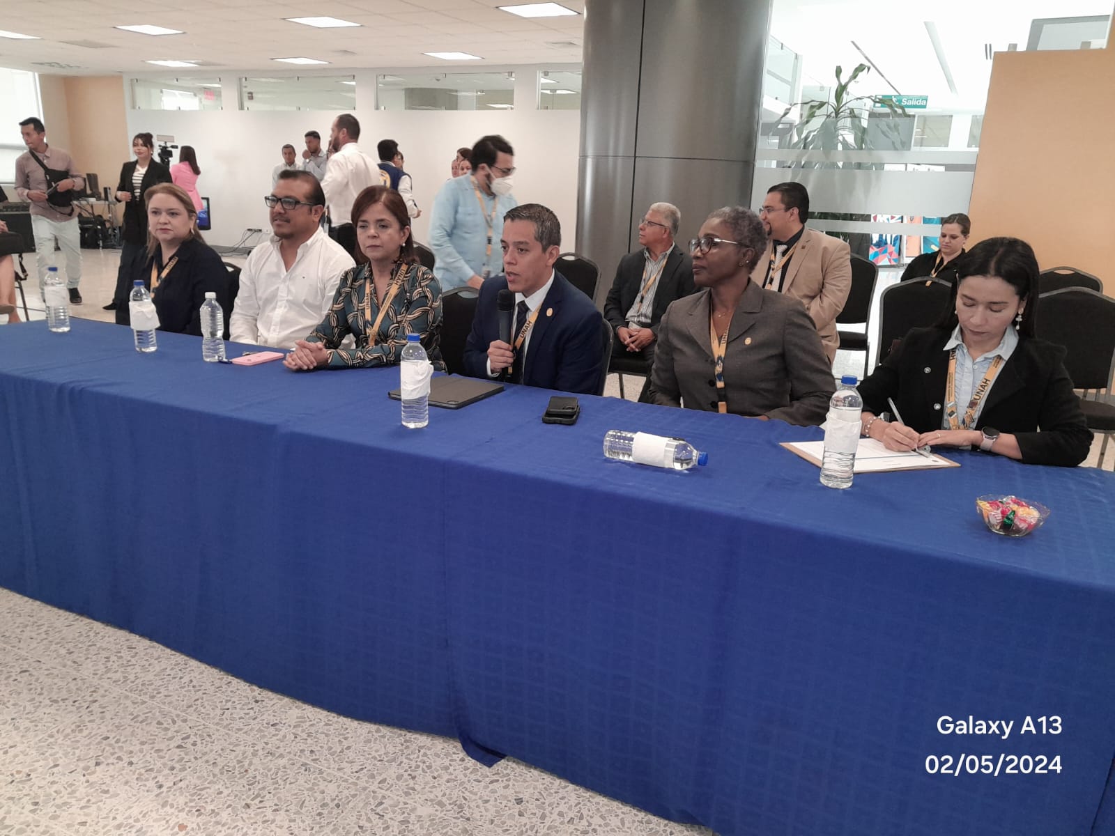 UNAH y SESAL buscan espacios académicos para estudiantes en áreas de salud