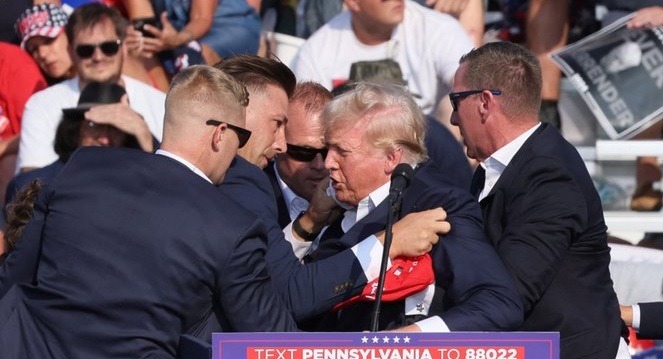 Una jueza de Florida desestima el caso contra Trump por llevarse documentos confidenciales