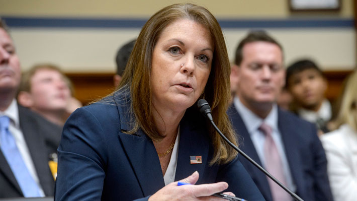 Dimite la directora del Servicio Secreto de EEUU tras el intento de asesinato contra Trump Dimite la directora del Servicio Secreto de EEUU tras el intento de asesinato contra Trump