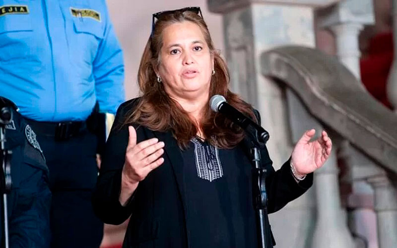 La Policía Nacional de Honduras estuvo previamente al tanto de la masacre de 46 mujeres en Támara, dice viceministra de Seguridad, Julissa Villanueva La Policía Nacional de Honduras estuvo previamente al tanto de la masacre de 46 mujeres en Támara, dice viceministra de Seguridad, Julissa Villanueva