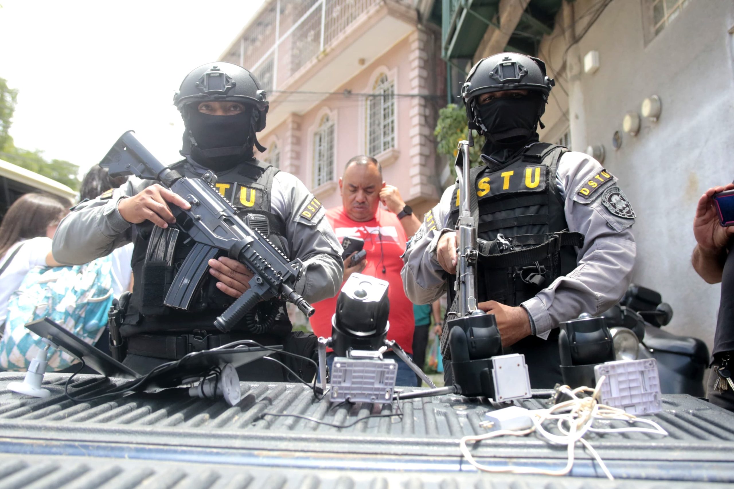 Desmantela sistema de cámaras de vigilancia que eran monitoreadas por estructuras criminales.