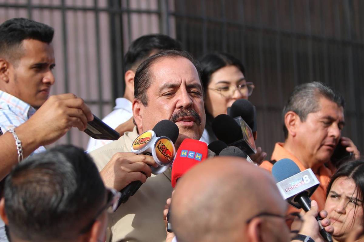 Carlos Zelaya dejará el Congreso Nacional después de admitir haber tenido reuniones con traficantes de drogas