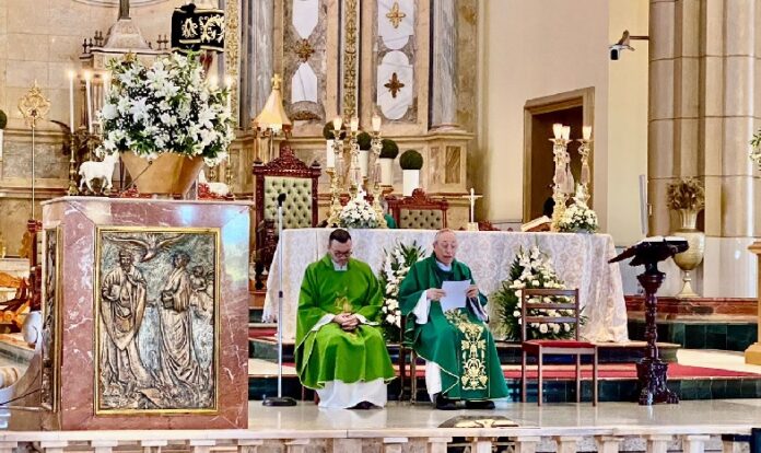 Para quedar en una cárcel de por vida de que sirve acumular dinero mal habido, dice cardenal Oscar Andrés Rodríguez