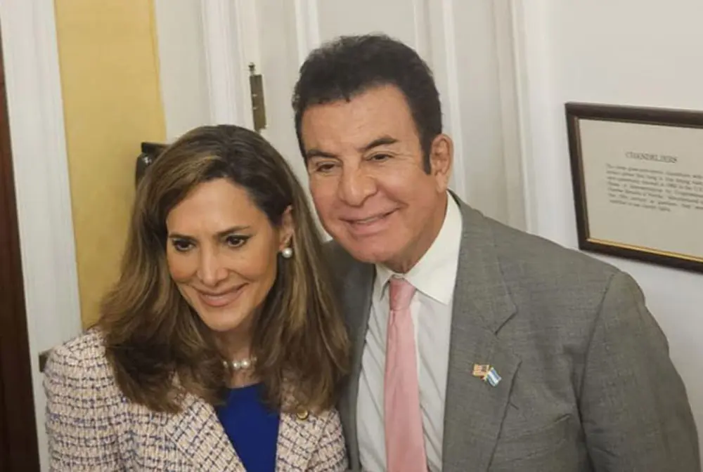 Salvador Nasralla revela que hay órdenes de extradición para miembros de la familia Zelaya