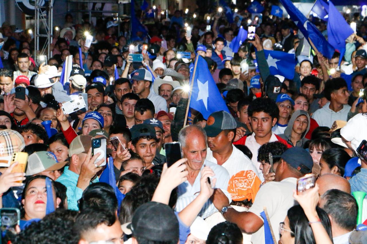 Papi a la Orden promete interconectar los municipios de Ocotepeque para llevar desarrollo y progreso a la zona