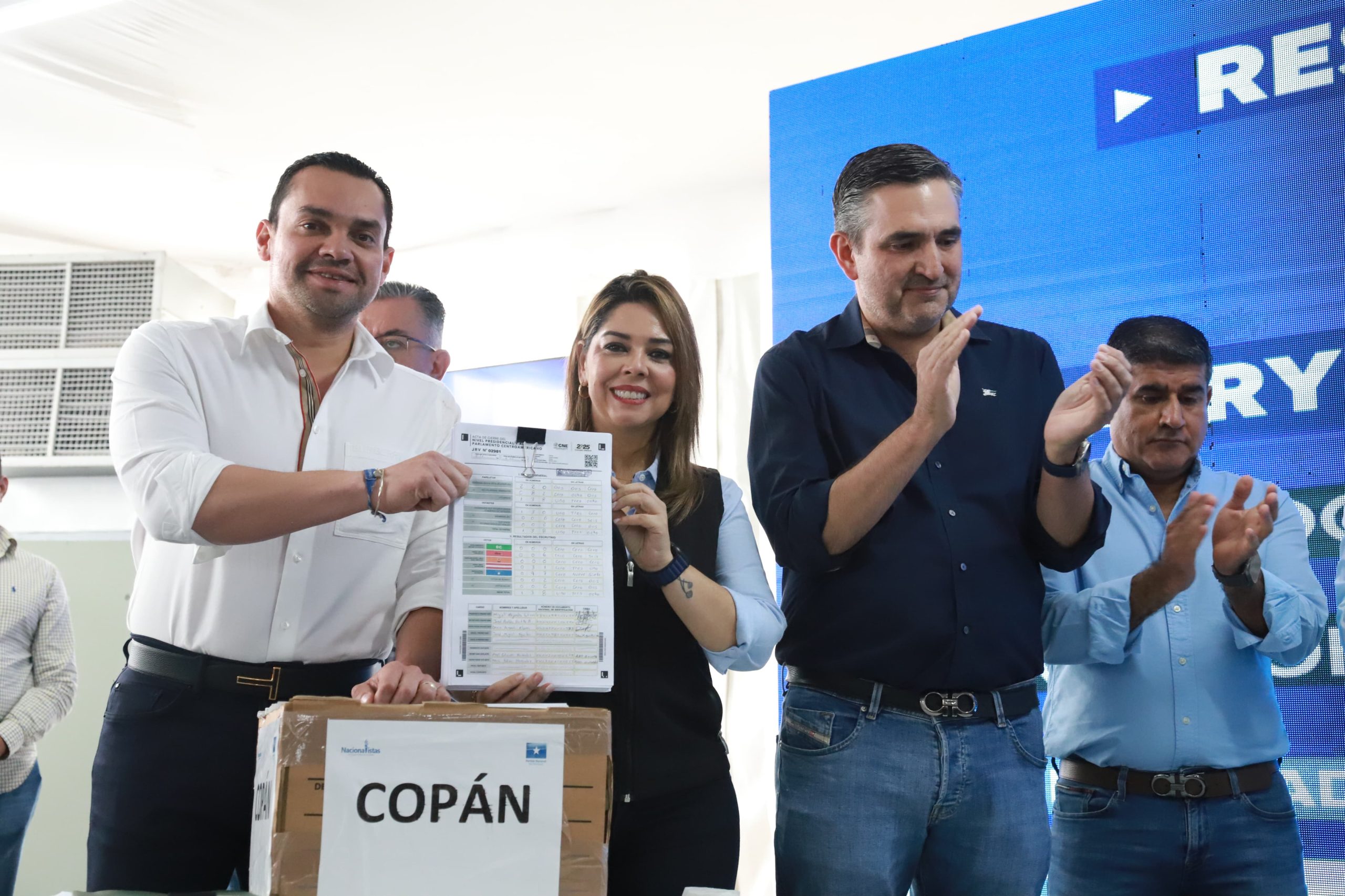 “El Partido Liberal no puede revivir a Libre y unirse en alianza con ellos, pidiendo la nulidad del proceso electoral”: María Antonieta Mejía