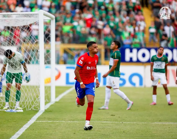 Todo se define en Tegucigalpa: Marathón y Olimpia empatan 2-2 en la ida de la Gran Final