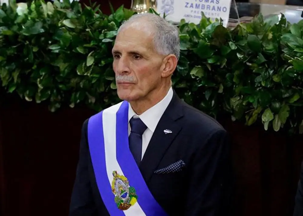 Nasry Asfura asume la presidencia de Honduras: «Para servirte estamos»