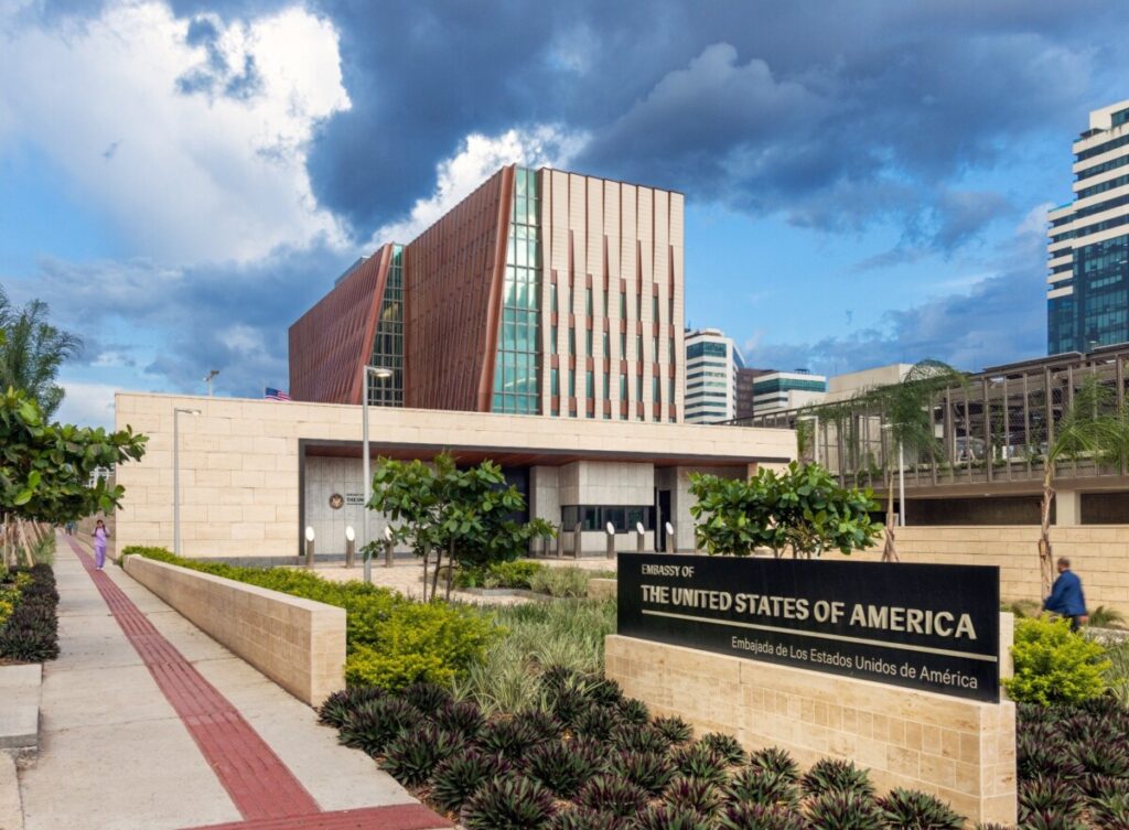 Embajada de Estados Unidos en Tegucigalpa suspenderá actividades este lunes por feriado federal