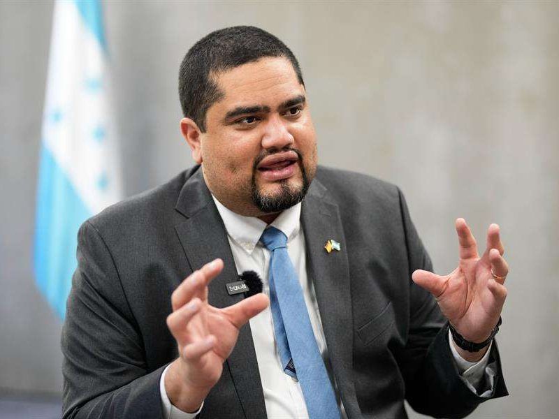 Dictan arresto domiciliario a exministro José Carlos Cardona y cuatro implicados por caso “Cheque-Video”