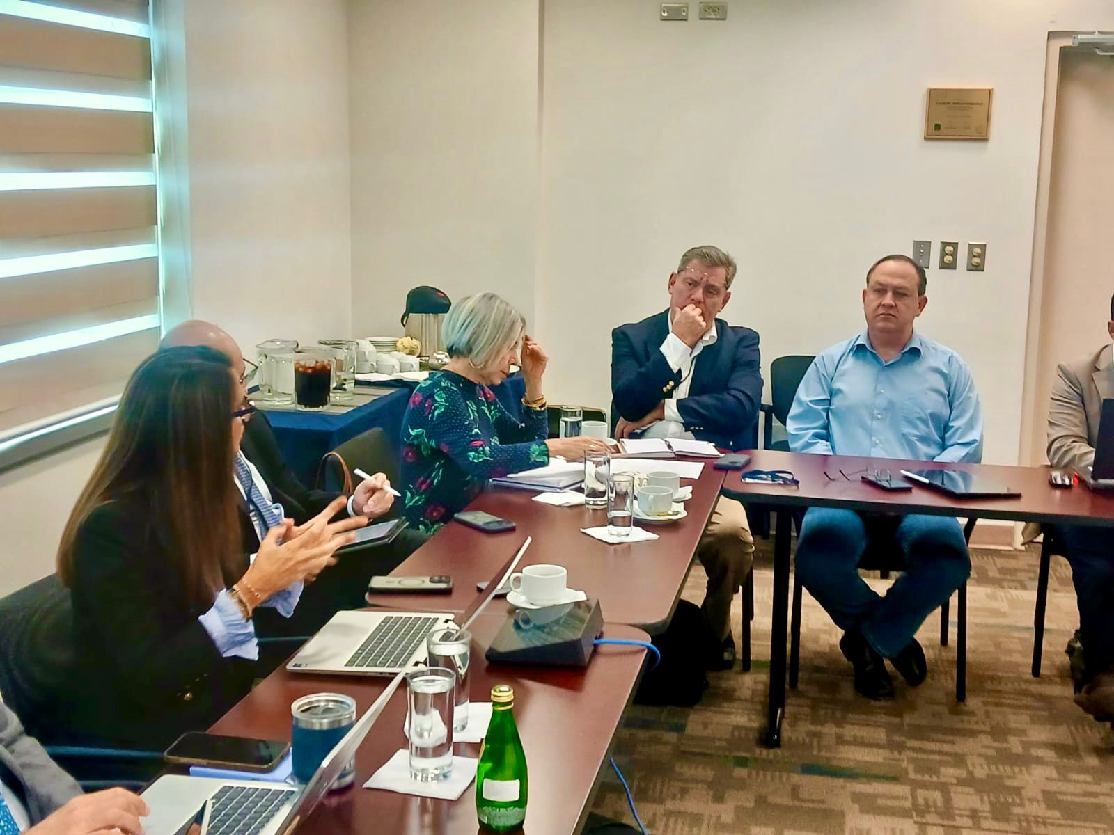 Agua y saneamiento UMAPS, alcaldía y BID definen cartera de proyectos para modernizar el agua y saneamiento en la capital