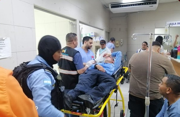 Zafarrancho entre barras deja heridos y daños materiales previo al clásico Motagua-Olimpia