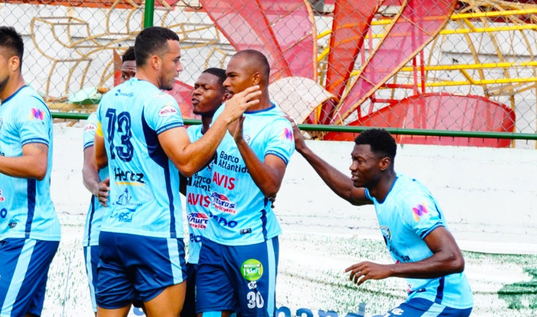 ¡Golpe en el Puerto! Génesis Policía asalta el Excélsior y hunde al Platense