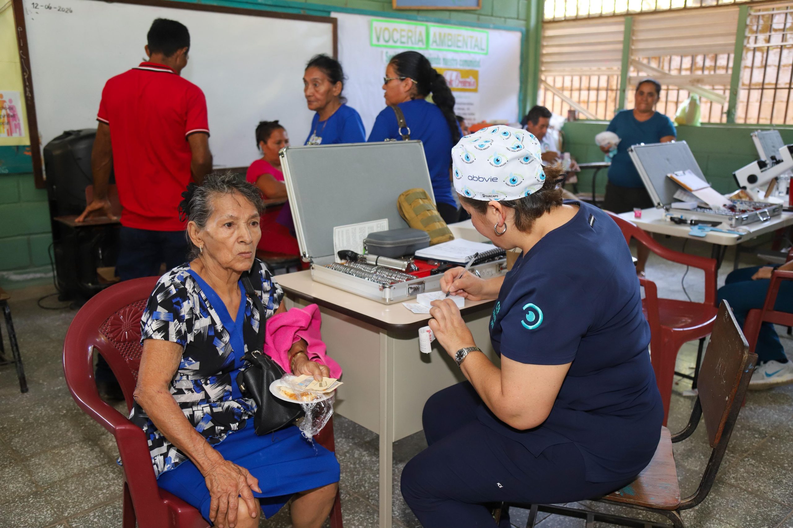 Gobierno del presidente Asfura lleva salud, medicamentos y atención oftalmológica a comunidades de Concepción de María, Choluteca