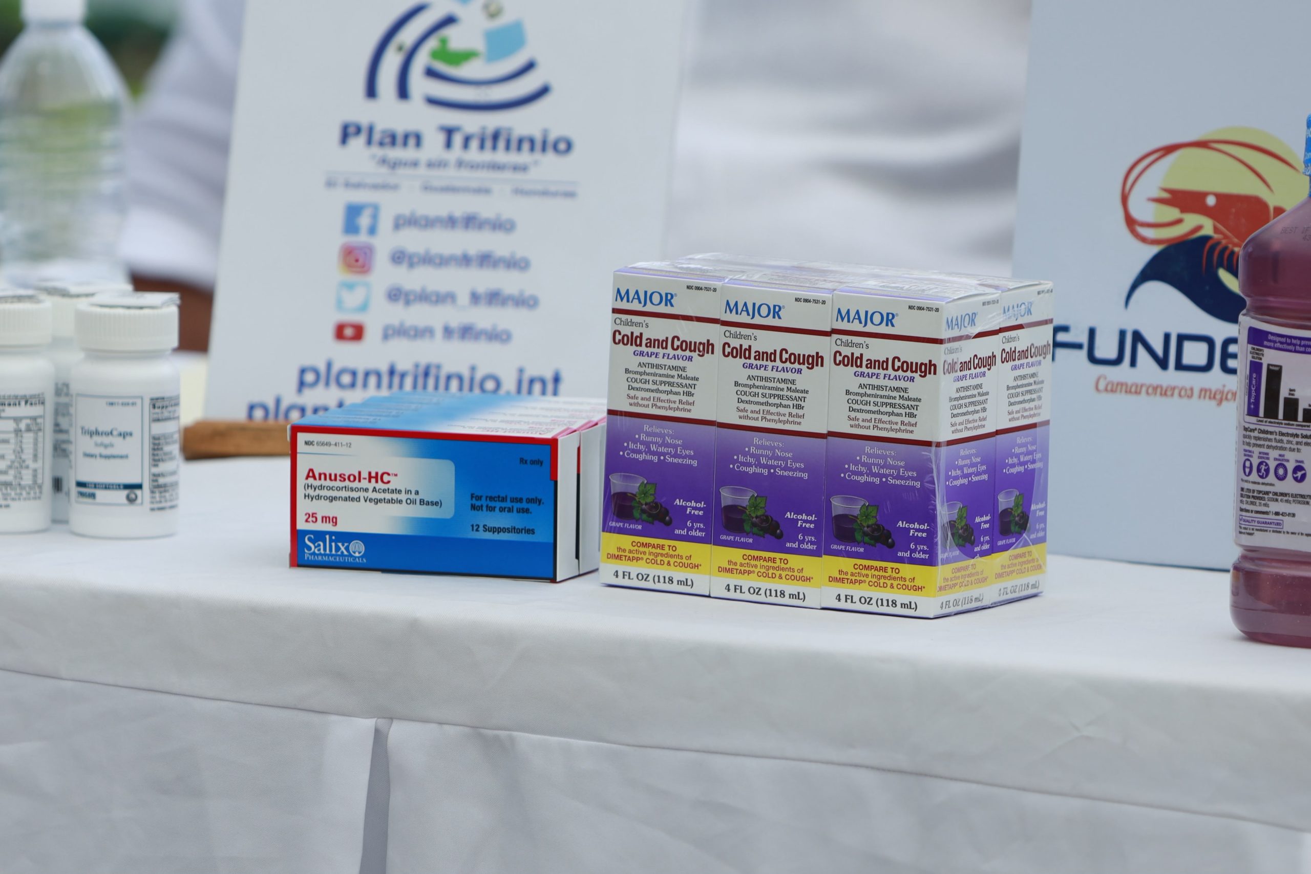 Presidente Asfura fortalece la atención médica en Región del Trifinio con la entrega de más de 20 millones de lempiras en medicamentos
