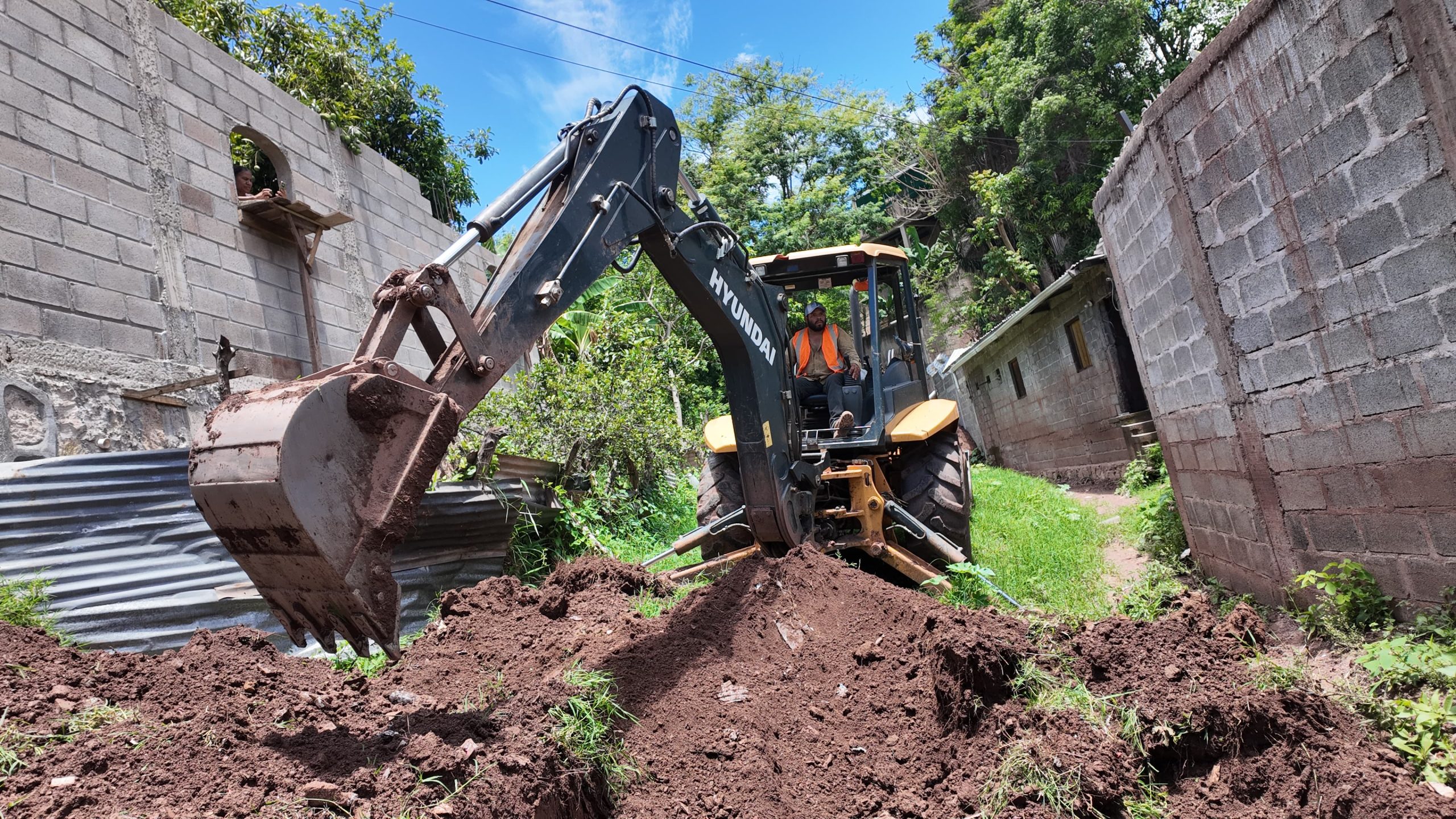 AMDC refuerza la protección de la capital con intervención en seis quebradas para reducir el riesgo de inundaciones