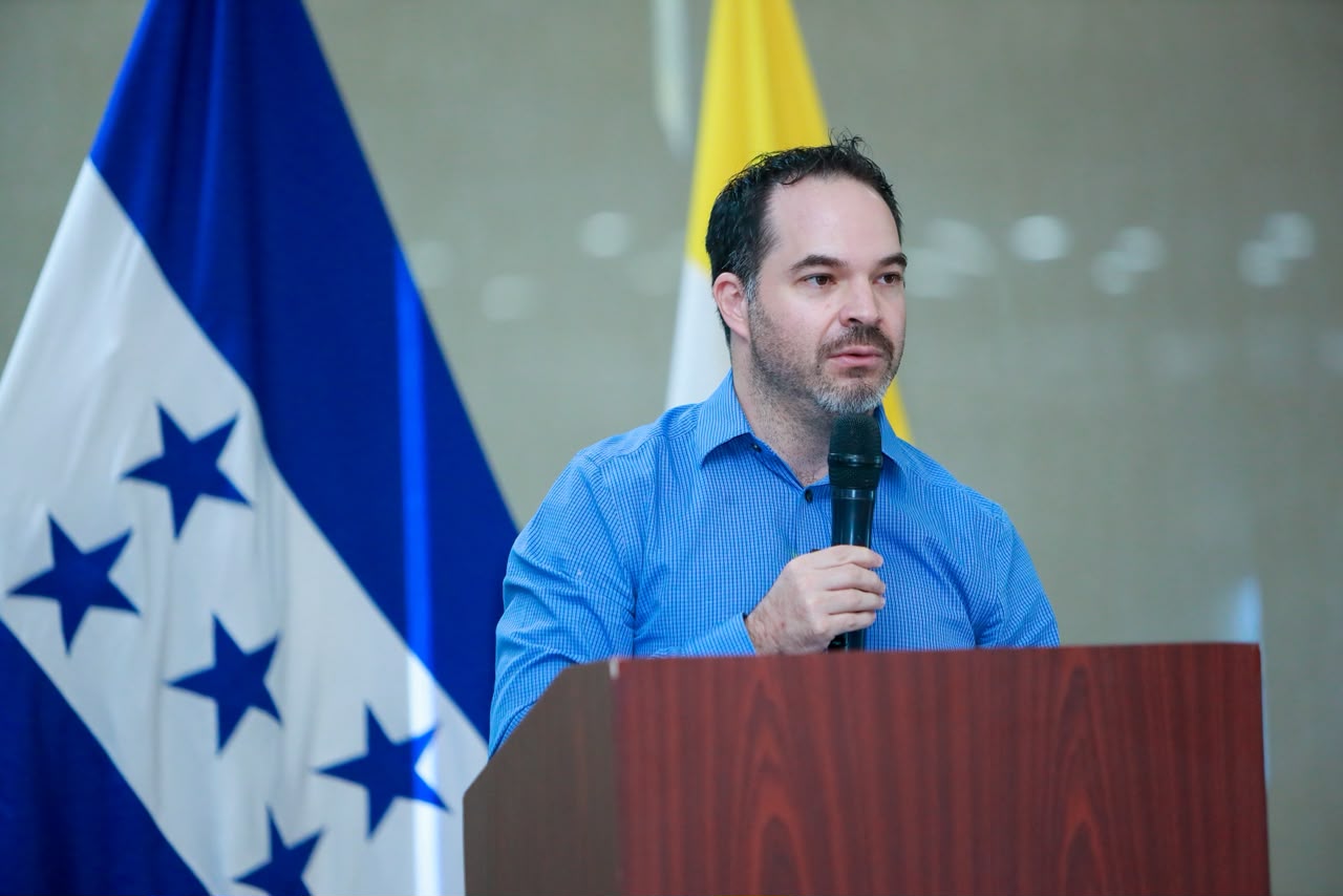 Gobierno del presidente Asfura impulsa sistema de identificación vehicular con tecnología de punta para reforzar seguridad en el país
