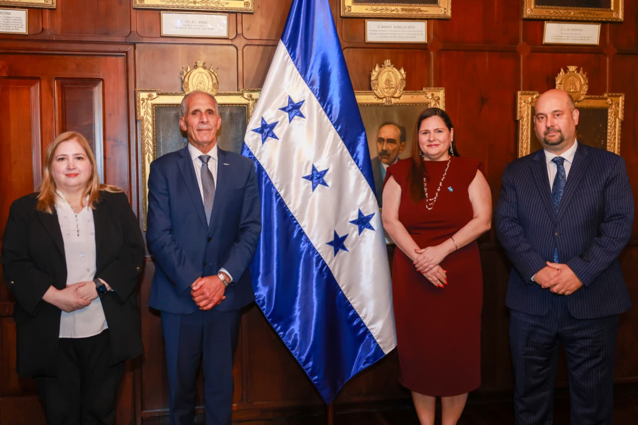Gobierno del presidente Asfura impulsa evaluación internacional para fortalecer la lucha contra el lavado de activos Gobierno del presidente Asfura impulsa evaluación internacional para fortalecer la lucha contra el lavado de activos