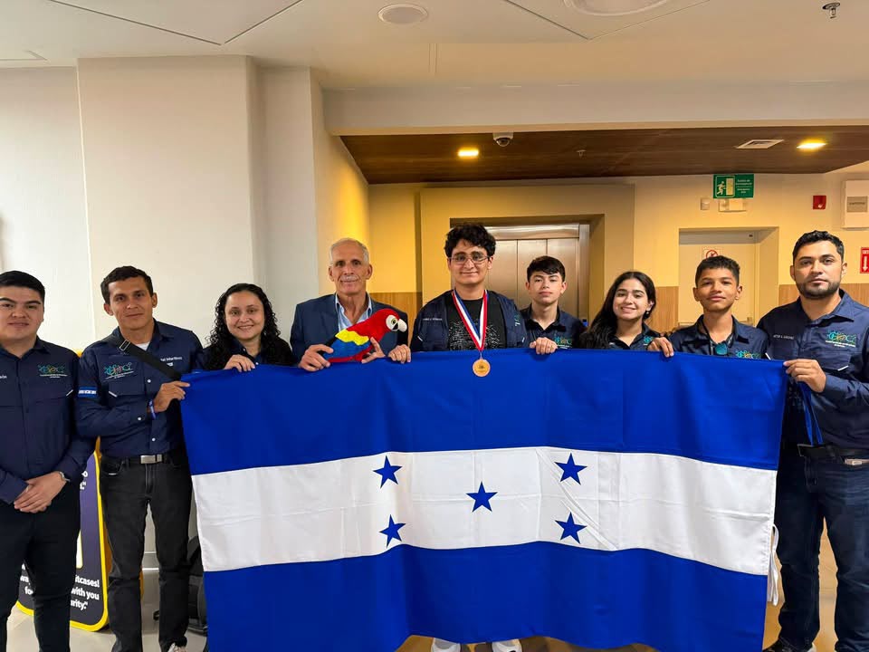 Honduras conquista bronce en Olimpiada de Química con respaldo del presidente Asfura Honduras conquista bronce en Olimpiada de Química con respaldo del presidente Asfura