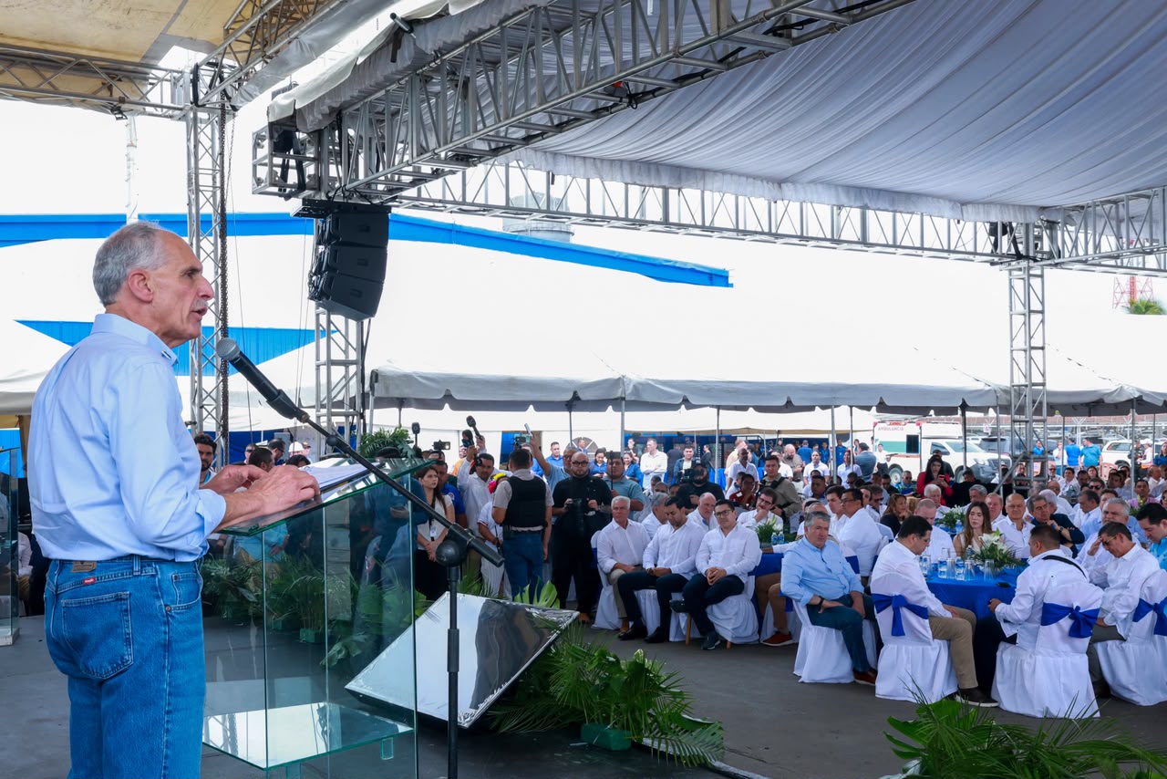 Presidente Asfura activa ayuda alimentaria por sequía y exhorta al Congreso Nacional a que le ayuden a trabajar para salvar la ENEE