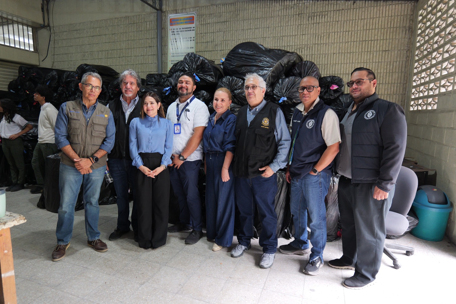 AMDC entrega 5,000 bed kits para beneficiar a la niñez capitalina